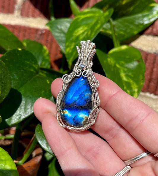 Sterling Silver Wire Wrapped Labradorite Pendant